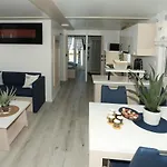 Floating House Maui Portoroz