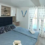 Holiday home Floating House Maui