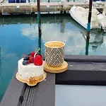 Floating House Maui