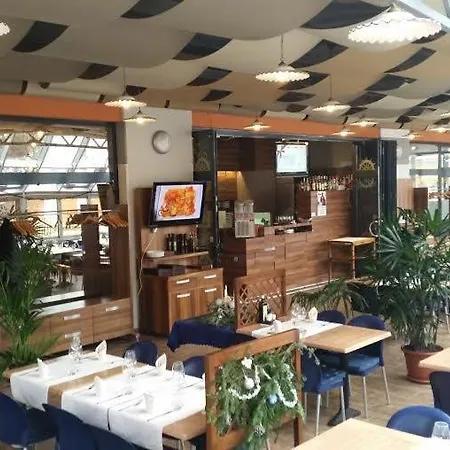 Floating House Maui בית נופש