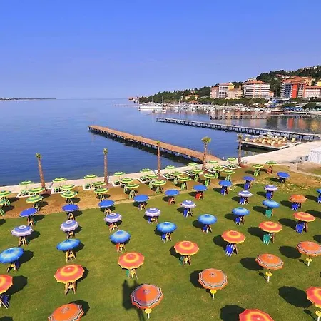 Floating House Maui Portorož