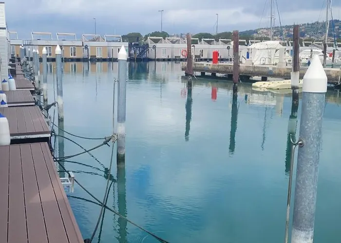 Casa de Férias Floating House Maui Portorož