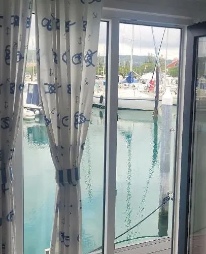 Floating House Maui 別荘 *